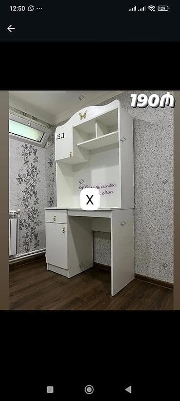 Düz masa, Stulsuz, Polkalı, Siyirməli, Sadə laminat