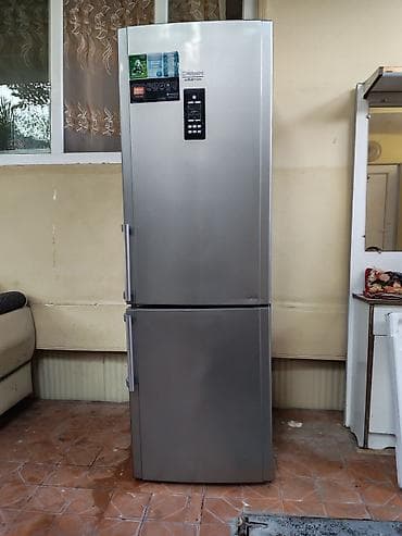 disk satisi: İşlənmiş 2 qapılı Hotpoint Ariston Soyuducu Satılır, rəng - Gümüşü — 4