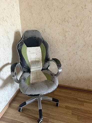 stul ofis: İşlənmiş, Təkərli, Qolları tənzimlənmir — 1