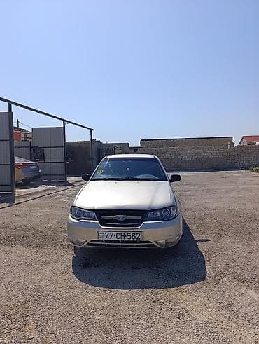 x5 bmw 2004: Daewoo Nexia sedan, gümüşü rəng.əyilməyən klapan.kondisioneri işləmir — 3