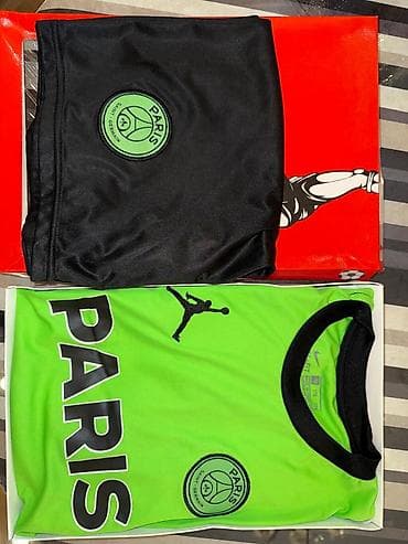sortlar: PSG (Paris Saint‑Germain) futbol forması dəsti - Rəng: neon yaşıl — 1