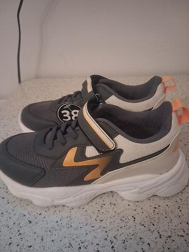 eqa shoes ecemi instagram: Idman ayaqqabısı – ölçü 38 LC VAIKIKI - Rənglər: tünd boz/grafit üst — 2