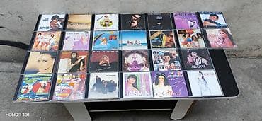 phardi çanta: Audio CD kolleksiyası – müxtəlif janrlar və ifaçılar Məhsul: Plastik — 1