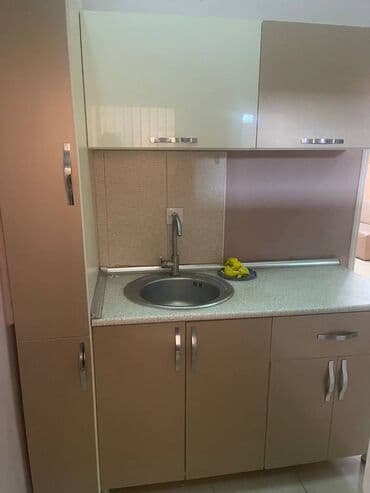 nerimanovda obyekt satilir: Nizami metrosununa yaxın 45 kv. 0byekt ofis maqaza salon plestesn — 9