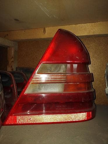 07 satilir: Mercedes c klas üçün dal stop satılır sag tərəf. Gəncə ş — 1