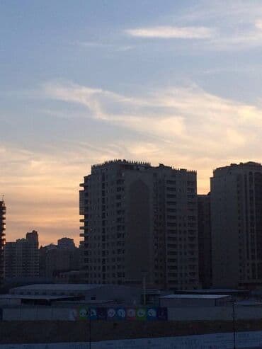 hezi aslanov evler: Nərimanovda, Heydər Əliyev Mərkəzində, Konfrans zalının yaxınlığında — 12