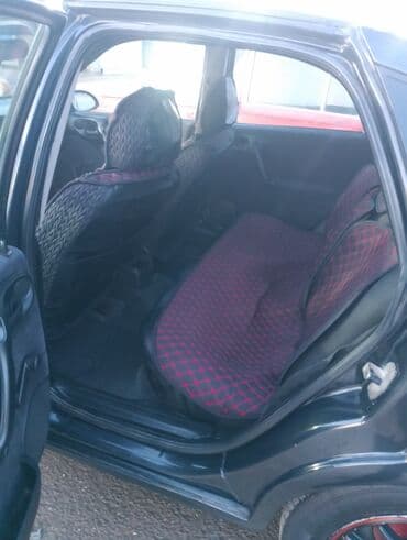 vaz 2106 kapotu: Opel Vectra: 1.8 l | 1996 il 458099 km Sedan — 7