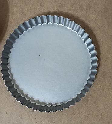 Tort və şiriniyyat qabı