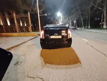 lalafo maşınlar: Toyota Prius: 1.8 l | 2014 il Hetçbek — 10