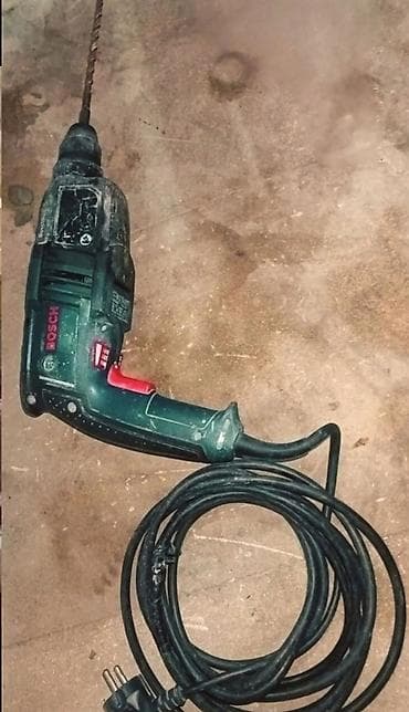 Satılır: Bosch GBH 2-20 D Professional modeli. Bu, adi bazarda satılan — 8