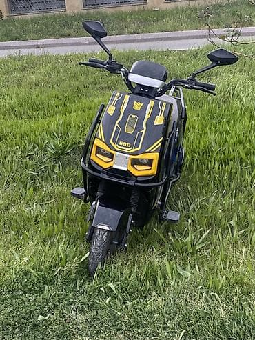 e70: Elektrik skuter – şəhər içi sürüş üçün güclü və komfortlu model — 4