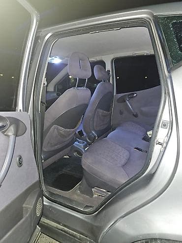 led faralar: Mercedes-Benz A-Class (W168) hetçbek - Korpus: 5 qapılı kompakt — 10