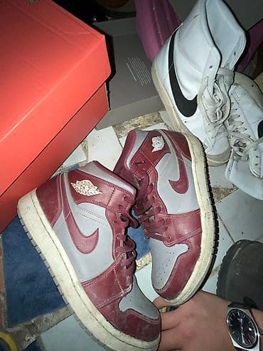 Jordan 1 mid ela veziyetde az geyinilib — 4
