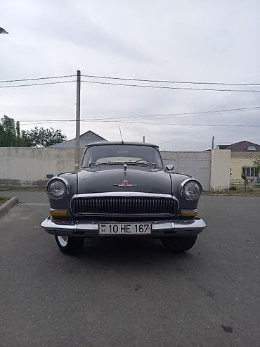 GAZ-21 “Volqa” klassik sedan - Kuzov: 4 qapılı sedan, boz rəng, xrom