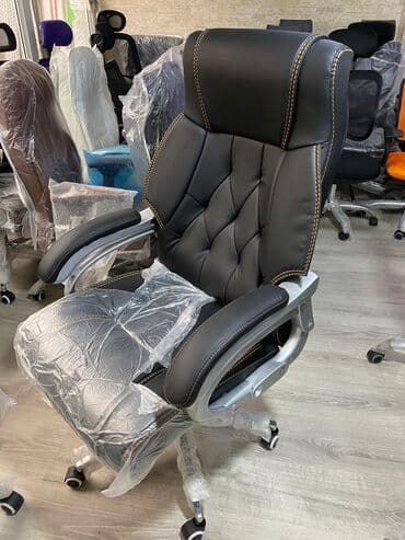 topdan saat: Yeni, Təkərli, Qolları tənzimlənir, Dəri — 10