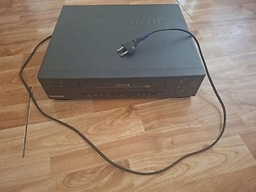 Köhnə Samsung Winner (SVR-11G seriyası) VHS videomaqnitofonunu