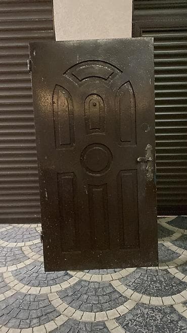 Двери и комплектующие: Metall giriş qapısı - Material: polad/metal konstruksiya, ağır və — 1