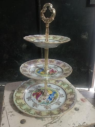 Tort və şiriniyyat qabı, rəng - Qızılı, Farfor