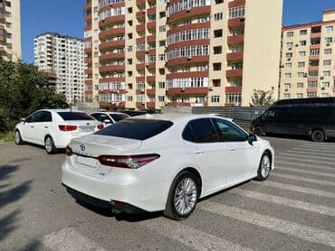 тойота камри 2012 цена: Təcili köçlə əlaqədar. Toyota Camry sedan — ağ rəng, geniş salon və — 5