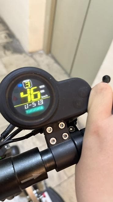 dəmir pullar: İşlənmiş Elektrik samokat 11", 501 - 750 Vt, > 45 km/s — 9