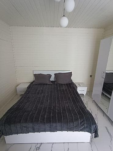 qaraj icarə: 3 kv. m, 2 otaqlı — 6