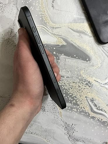 iphone 8 barter: IPhone 16 Plus, 128 GB, Qara, Face ID — 3