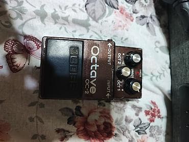 BOSS OC-2 Octave — klassik oktaver pedalı. - Alət: elektrik gitara