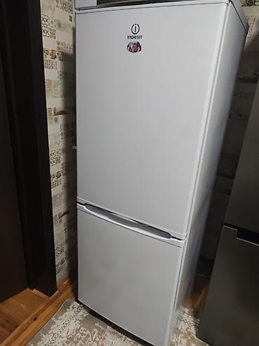 Indesit iki qapılı soyuducu - Rəng: ağ - Üst hissə: soyuducu bölmə lalafo.az -da Indesit iki qapılı soyuducu - Rəng: ağ - Üst hissə: soyuducu bölmə