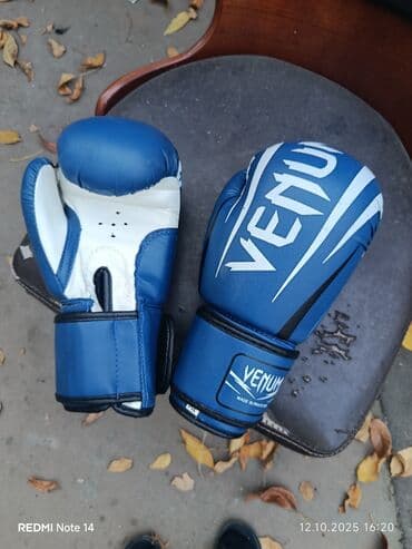 boks elcekler: Venum boks əlcəkləri - Rəng: mavi/ağ, qara detallar - Brend: Venum - — 1