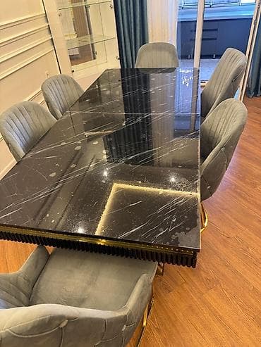 Qonaq otağı üçün, İşlənmiş, Açılmayan, Dördbucaq masa, 6 stul — 2