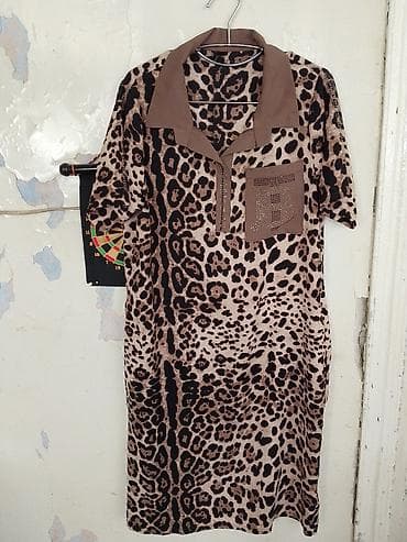 Qadın paltarı – leopard naxışlı - Dizə qədər uzunluq, rahat kəsim -