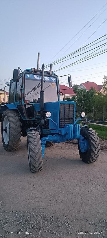 авто: Belarus MTZ traktoru – mavi rəng, qabaq təkər dartısı (4x4), kabinli — 3