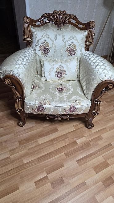 kreslolar: Klassik divan, Divan — 3