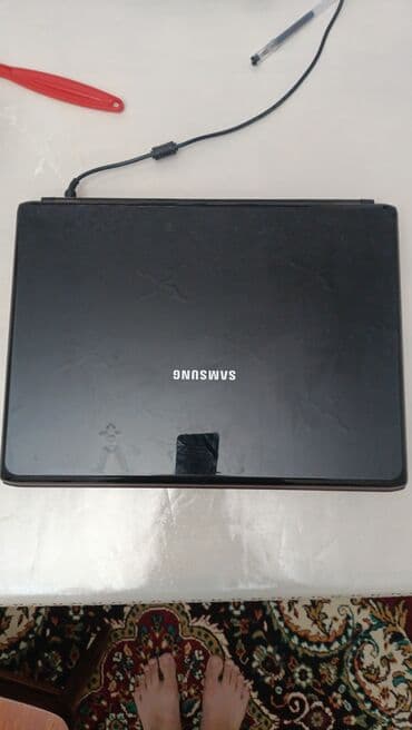 samsunq soyuducu: Samsung noutbuk - Brend: Samsung - Ekran: təxminən 15.6" LED, üst — 1