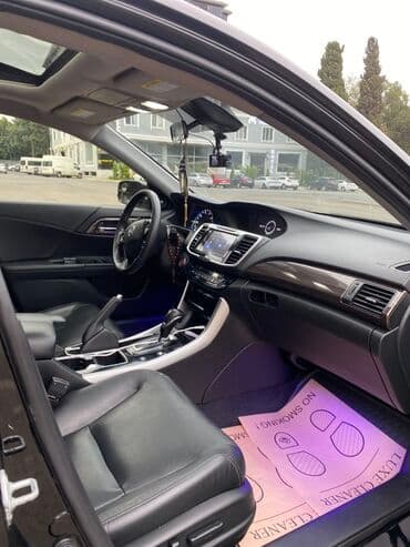 Motonəqliyyat: Honda Accord: 2 l | 2017 il Sedan — 9