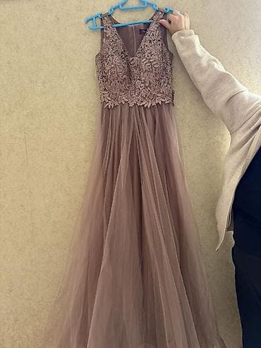 150 azn almisam 1 defe geyinilib lalafo.az -da 150 azn almisam 1 defe geyinilib