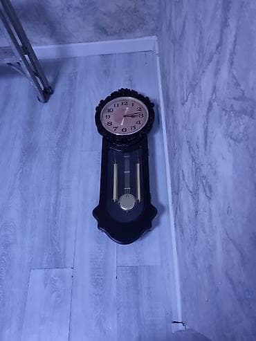 yeni il yolka sekilleri: Divar saatları, Elektron, Mayatnik — 1