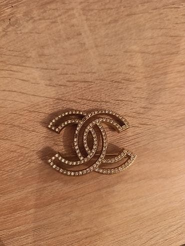 canta teze: Original Chanel broş . 2015-ci Payız kolleksiyası.Arxasında Logosu — 6