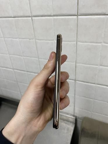 en ucuz iphone 11 pro max: IPhone 11 Pro Max, 256 GB, Qızılı, Simsiz şarj, Face ID — 5