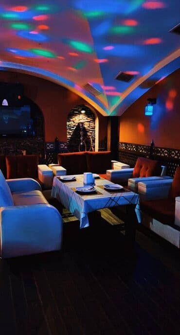 nefis döner masazir: Azadliq metrosuna yaxin yerləşən pab, ümumi sahəsi 200 kv,m olan, ayi — 4