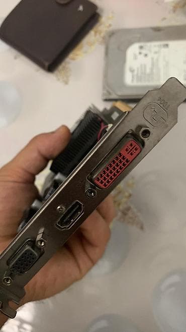 hp core i5: AMD Radeon5450 2GB qrafik kart PC üçün T ideal vəziyyətdə az işlənib — 2