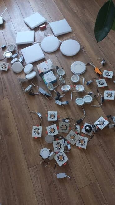 Потолок: Cùr bə cür Spotlar jeni və köhnə 35 eded at lalafo.az — 1 Потолок: Cùr bə cür Spotlar jeni və köhnə 35 eded — 1