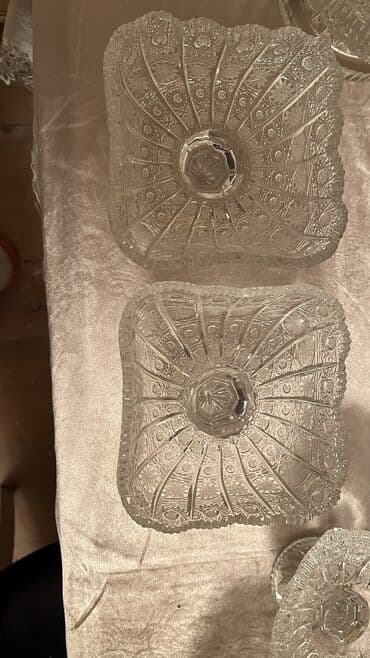 yuxuda qab qaşıq yumaq: Kristal süfrə dəsti - Zərif naxışlı, kəsim ornamentli iri kristal — 24