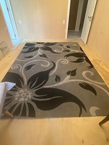 Xalça – müasir dizayn - Rəng: boz fon üzərində qara və açıq boz