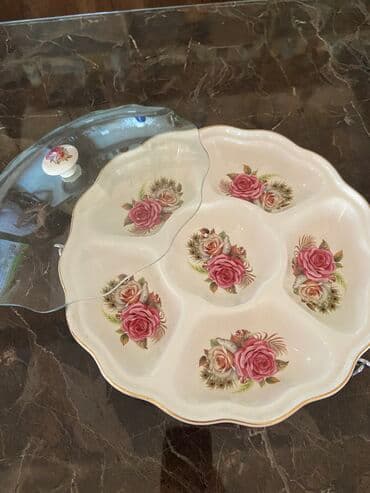 reqem tortu: Tort və şiriniyyat qabı — 1