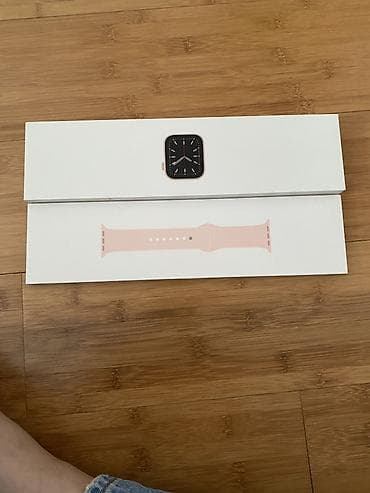 смарт часы: Б/у, Смарт часы, Apple, цвет - Розовый — 4