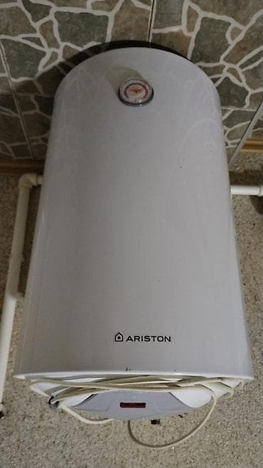 Ariston elektrik su qızdırıcısı (vertikal silindrik model) Dörd ay