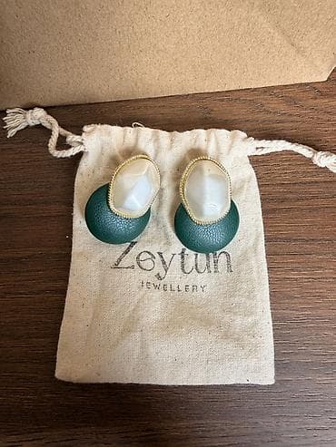 buji: ✨ Zeytun Jewellery sırğaları 🤍 Zərif və diqqətçəkən görünüş üçün — 1