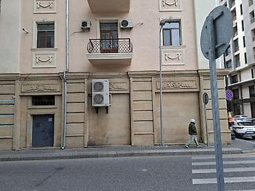 agdasda satilan evler: Bakı, 28 May, 3 otaqlı, Köhnə tikili, m. Sahil, 80 kv. m — 10