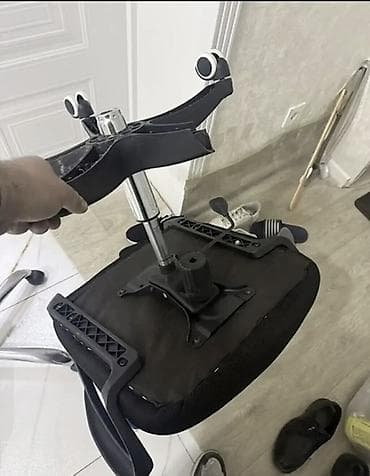 kreslolar: Təkərli, Qolları tənzimlənmir — 1